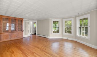 405 Western Ave, Augusta, ME 04330