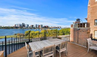 280 Beacon St 65, Boston, MA 02116