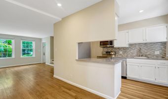 3364 S WAKEFIELD St #A, Arlington, VA 22206