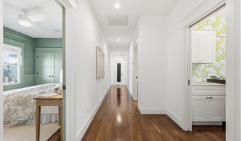 698 BEACH Ave, Atlantic Beach, FL 32233