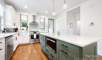 11 Elkmont Dr, Asheville, NC 28804
