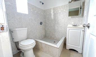 45 Ridge Ave 2 Floor, Bridgeport, CT 06604