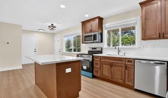 13670 SW 21ST St, Beaverton, OR 97008