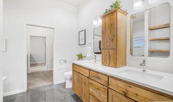 256 Snake River Dr, American Falls, ID 83211