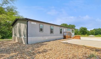 7368 NE BERWICK Dr 11, Ankeny, IA 50021