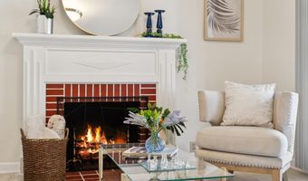 114 Santa Clara Ave, Alameda, CA 94501