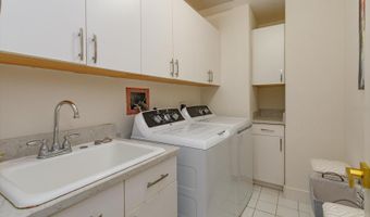 1110 W IVANHOE Blvd 9, Orlando, FL 32804