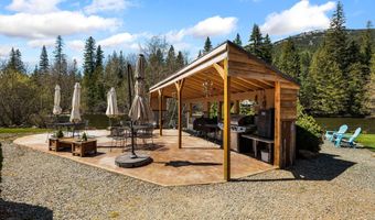 5634 Moyie River Rd, Bonners Ferry, ID 83805