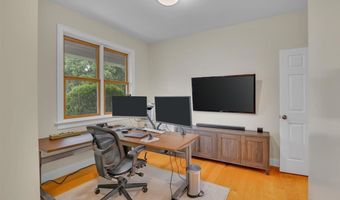 7 Tinker Pond Rd, Bolton, CT 06043