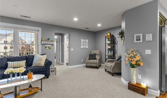 40 Saw Mill Dr 203, North Kingstown, RI 02852
