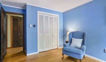 4 Clark Island Rd, Amherst, NH 03031