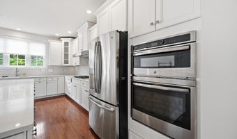 24267 PURPLE FINCH Dr, Aldie, VA 20105
