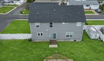 751 Leeward Ave, Beachwood, NJ 08722