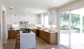 14055 Santa Barbara St, La Mirada, CA 90638