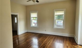 219 Metacom Ave 1A, Bristol, RI 02809