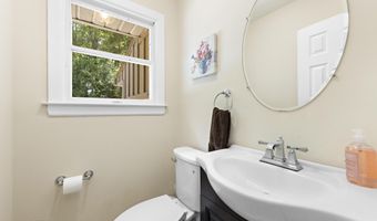 174 Ellisdale Rd, Allentown, NJ 08501