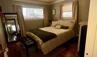 15854 Englewood Ave, Allen Park, MI 48101