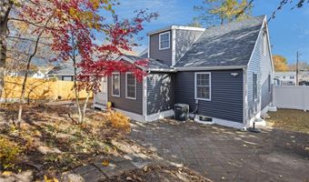 31 Swan St, North Providence, RI 02911
