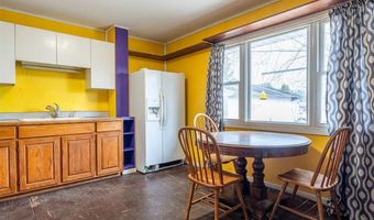 14 Dogwood Blvd, Babbitt, MN 55706