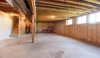 5406 Bear Creek Pass, Auburn, IN 46706