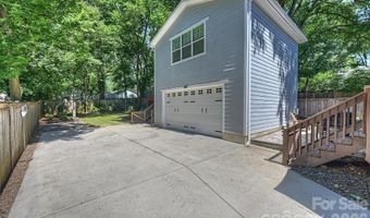 1617 Hawthorne Ln, Charlotte, NC 28205