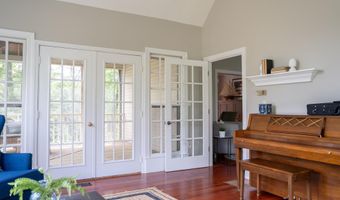 3259 CHRISLAND Dr, Annapolis, MD 21403