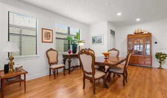 5828 WINDBREAK Ct, Apollo Beach, FL 33572