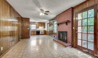 1534 Country Squire Ct, Decatur, GA 30033