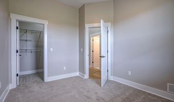 18521 Plano Trail Ln, Aurora, IN 47001