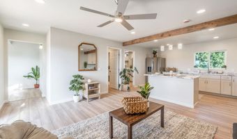 180 Hoomoku St, Kahului, HI 96732