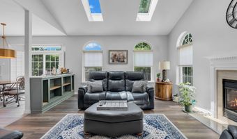 59 Brittany Dr, Bayville, NJ 08721