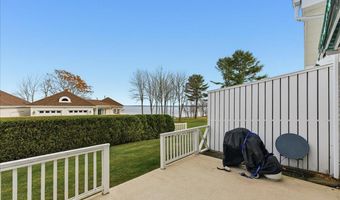 99 Dockside Ln, Belfast, ME 04915