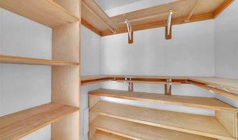 20335 W Country Club Dr 2210, Aventura, FL 33180