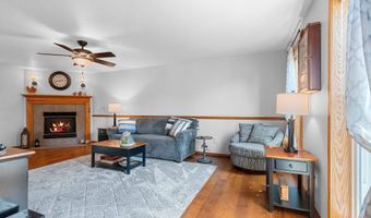 N254 MEADOWBREEZE Court, Appleton, WI 54915