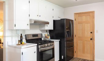 302 Coronado Dr, Aptos, CA 95003