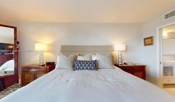3625 N Country Club Dr 2606, Aventura, FL 33180