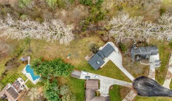 1544 Brookfield Ct, Adrian, MI 49221