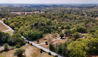 7681 N Farm Road 43, Ash Grove, MO 65604