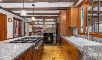 2381 Middle Rd, East Greenwich, RI 02818