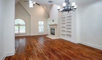 4144 Towne Green Cir, Addison, TX 75001