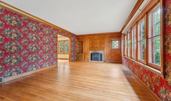 914 Ash St, Baraboo, WI 53913