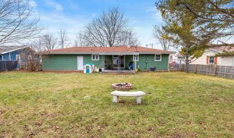 2600 S BERRY Dr, Appleton, WI 54915