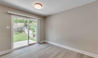 417 Elm Crossing Ct, Ballwin, MO 63021