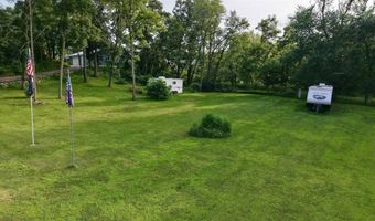55 Ac S Lafayette St, Argyle, WI 53504