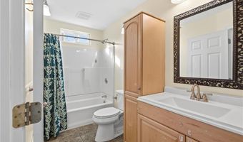 36 Harris Ave, Johnston, RI 02919