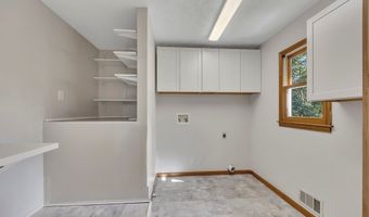 514 Olivia Ln, Ball Ground, GA 30107