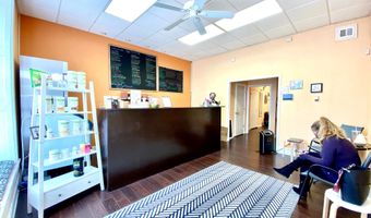 8 COMMONWEALTH Ave, Claymont, DE 19703