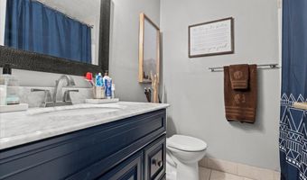 716 Lakeshore Dr, Bennettsville, SC 29512