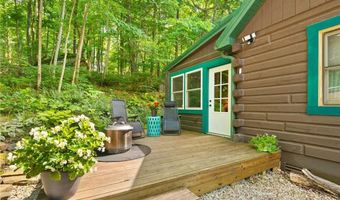 10563 Deer Dr, Birdseye, IN 47513