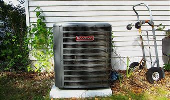 3 Lear Dr, Coventry, RI 02816